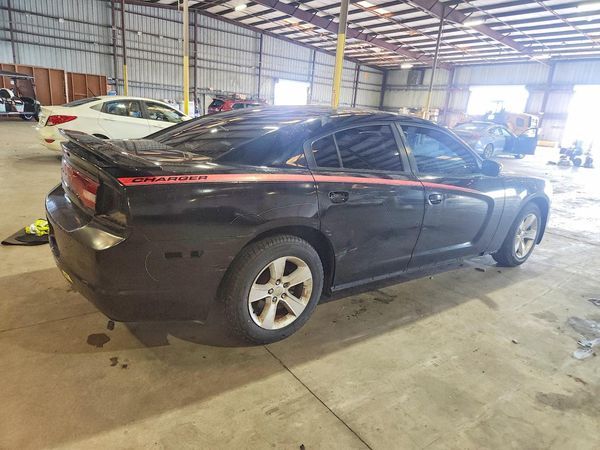 2013 DODGE CHARGER SE