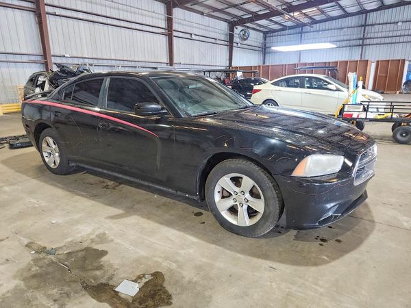 2013 DODGE CHARGER SE
