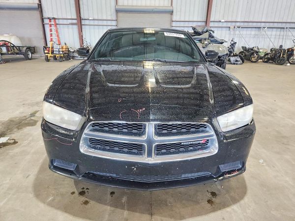 2013 DODGE CHARGER SE