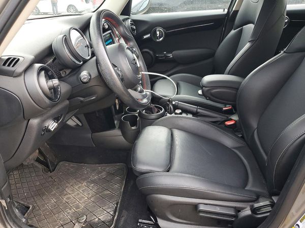 2019 MINI COOPER