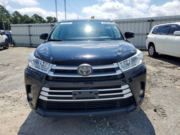 2018 TOYOTA HIGHLANDER SE/XLE