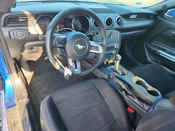 2017 FORD MUSTANG V6 Coupe
