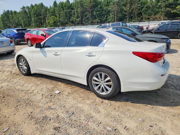 2015 INFINITI Q50
