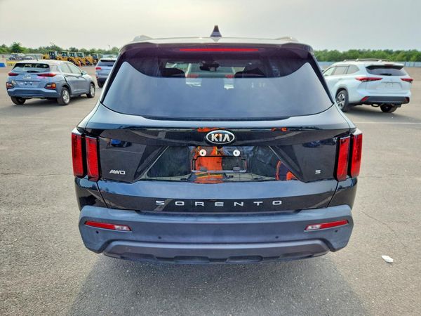 2021 KIA SORENTO S