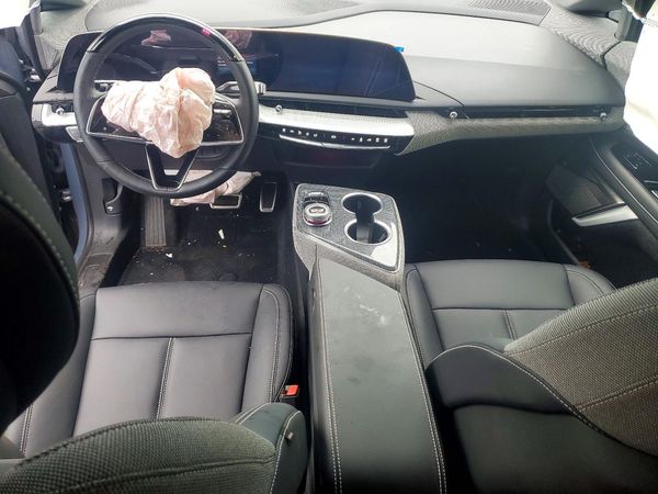 2025 CADILLAC OPTIQ Luxury 1 — CKPT