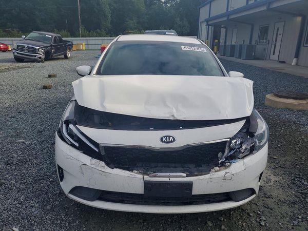 2018 KIA FORTE LX Base