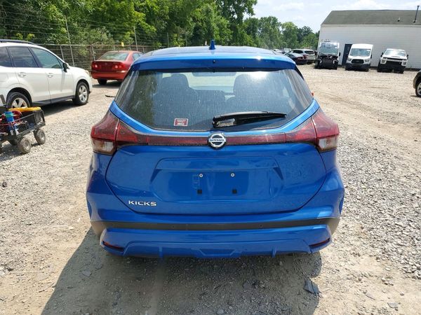 2021 NISSAN KICKS