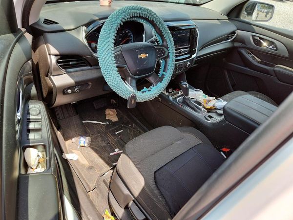 2020 CHEVROLET TRAVERSE LS