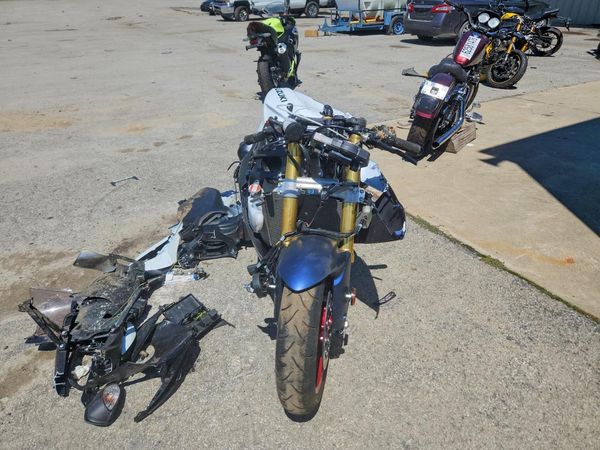 2025 SUZUKI GSXR750