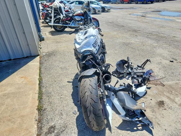 2025 SUZUKI GSXR750