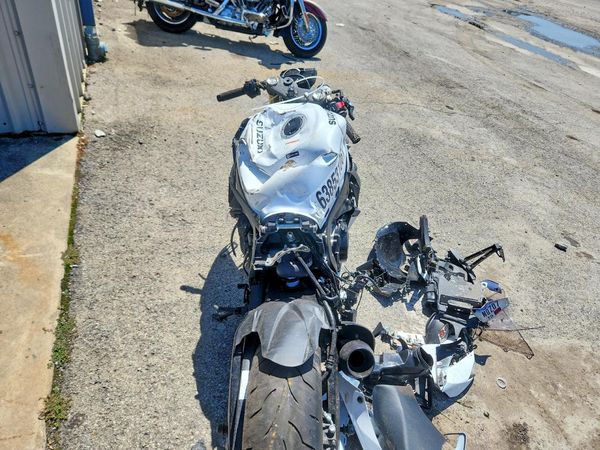 2025 SUZUKI GSXR750