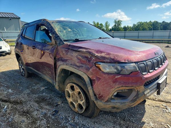 2022 JEEP COMPASS Trailhawk