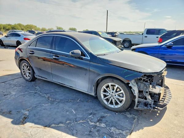 2021 MERCEDES-BENZ A A220-4M