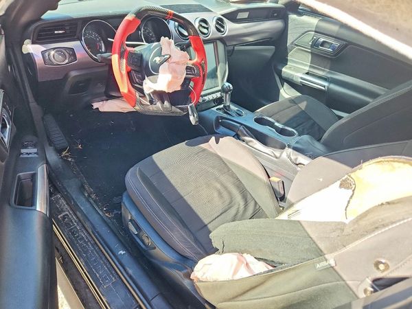2017 FORD MUSTANG