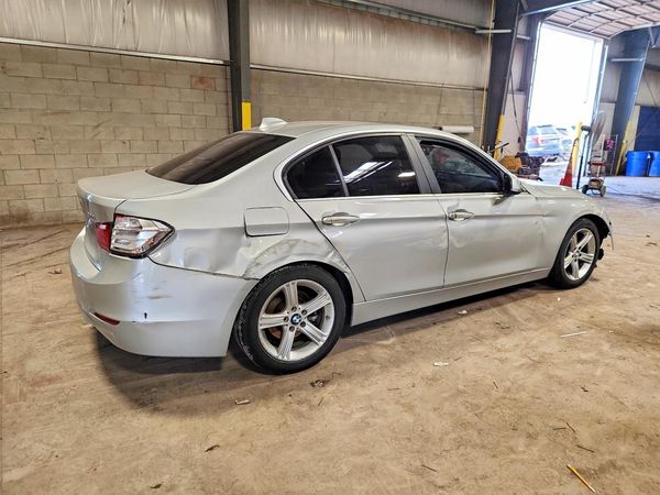 2015 BMW 328