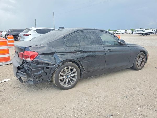 2018 BMW 320