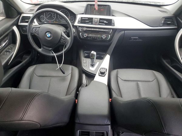 2018 BMW 320
