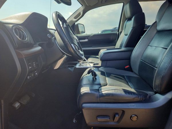 2018 TOYOTA TUNDRA Limited