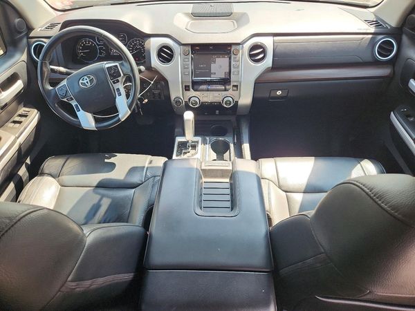 2018 TOYOTA TUNDRA Limited