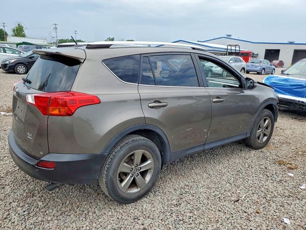 2015 TOYOTA RAV4