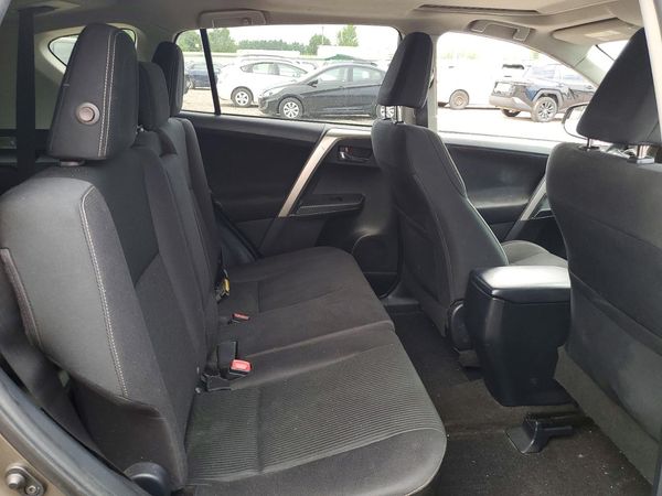 2015 TOYOTA RAV4