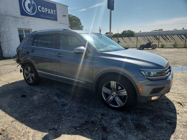 2018 VOLKSWAGEN TIGUAN 4Motion SEL Premium