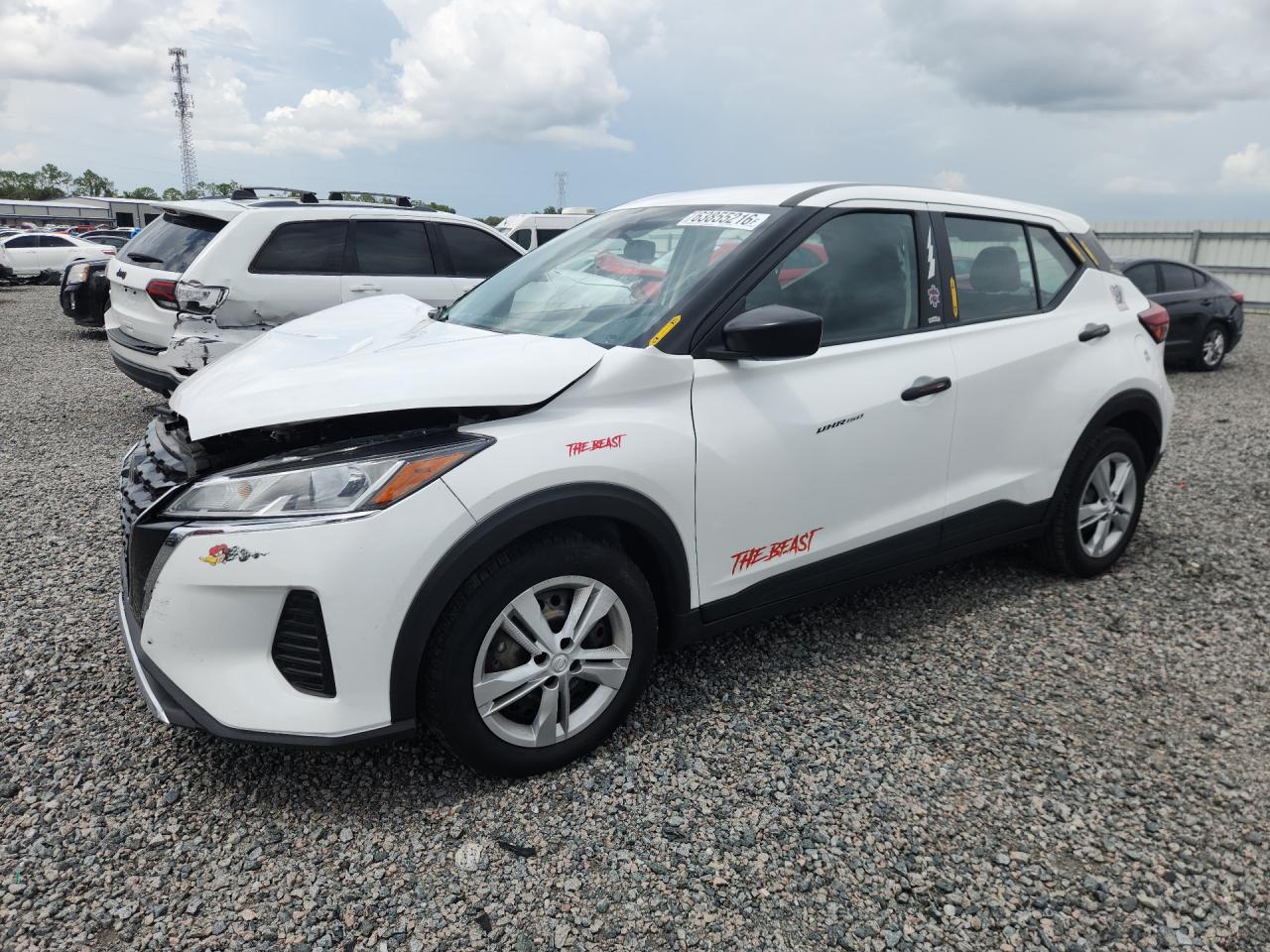 2023 NISSAN KICKS
