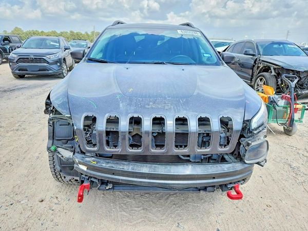 2015 JEEP CHEROKEE TRAILHAWK 4X4
