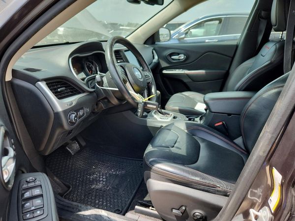2015 JEEP CHEROKEE TRAILHAWK 4X4