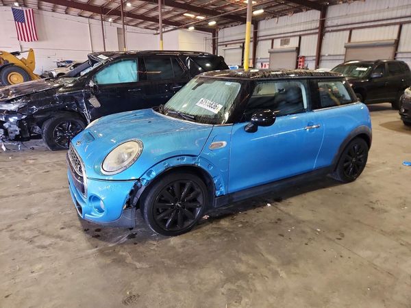 2017 MINI COOPER