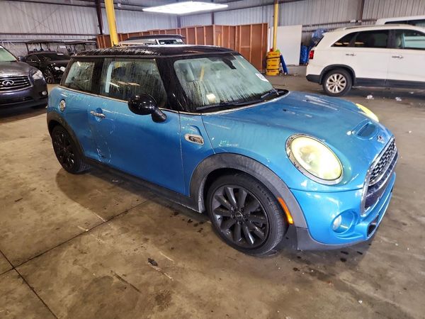 2017 MINI COOPER