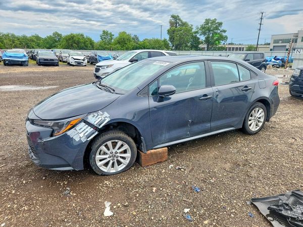 2024 TOYOTA COROLLA