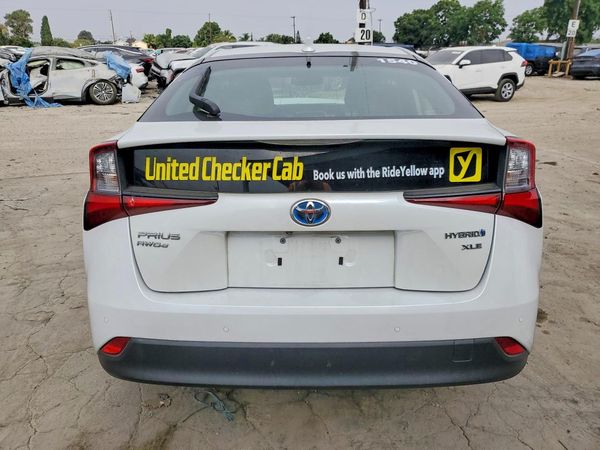 2021 TOYOTA PRIUS