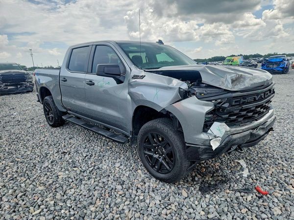 2025 CHEVROLET SILVERADO Trail Boss Custom — Passenger 3/4