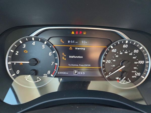 2022 NISSAN FRONTIER Crew Cab