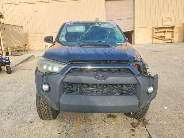 2018 TOYOTA 4RUNNER
