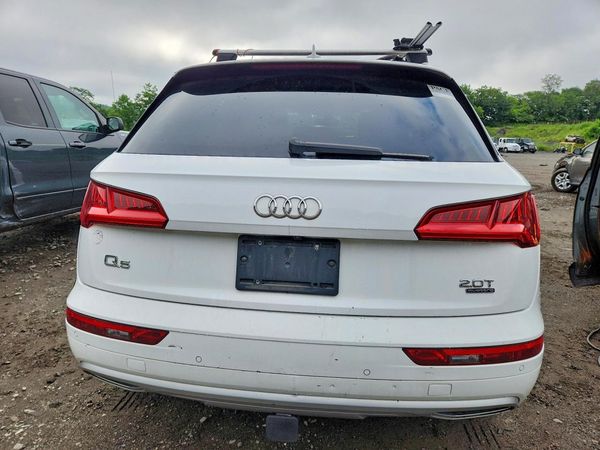 2018 AUDI Q5 quattro Premium Plus