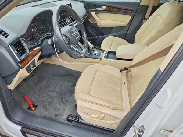 2018 AUDI Q5 quattro Premium Plus
