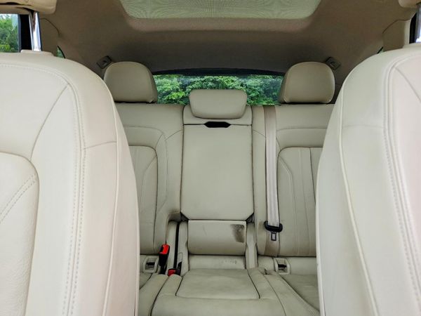 2018 AUDI Q5 quattro Premium Plus