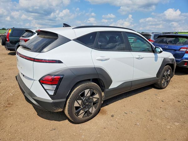 2024 HYUNDAI KONA SE