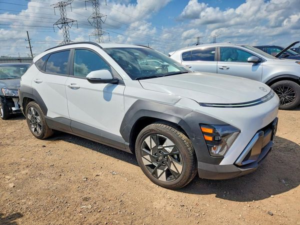 2024 HYUNDAI KONA SE