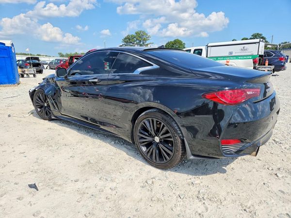 2017 INFINITI Q60