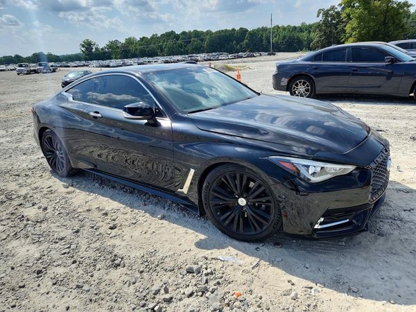 2017 INFINITI Q60