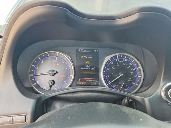 2017 INFINITI Q60