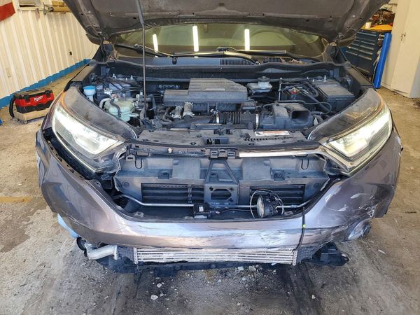 2018 HONDA CRV TOURING — Engine bay