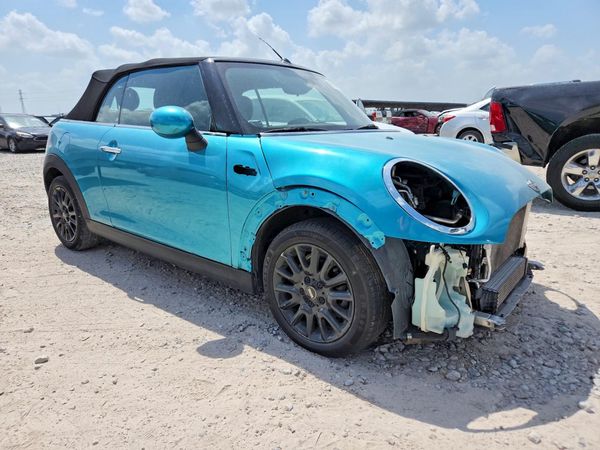 2019 MINI COOPER