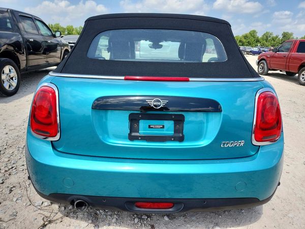 2019 MINI COOPER