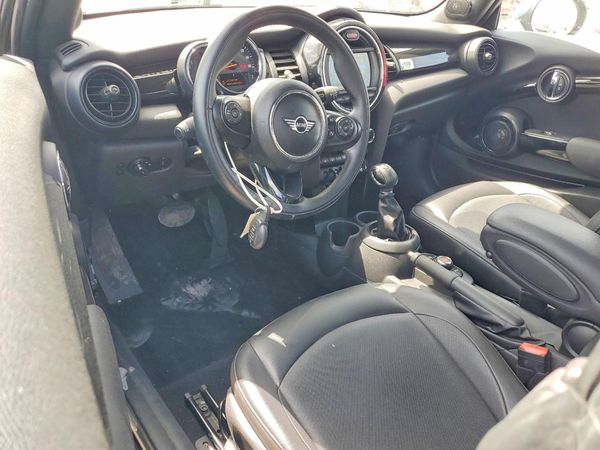 2019 MINI COOPER