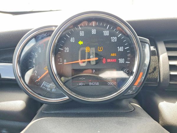 2019 MINI COOPER