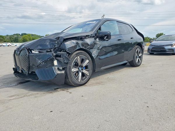 2024 BMW IX